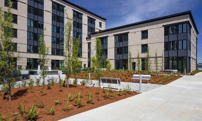 Northwest Portland Apartment | Landing | Modern 1BD, Courtyard, Gym