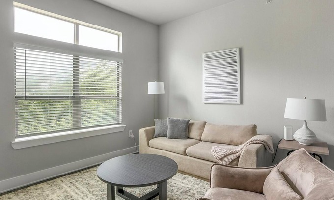 Nassau Bay Apartment | Landing | Modern 1BD, Yoga Studio, Gym
