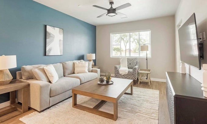 Goodyear Apartment | Landing | Spectacular 2BD, Clubhouse