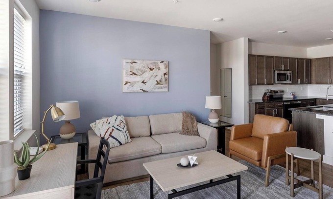 Madison Apartment | Landing | Stylish 2BD, Clubhouse, Gym