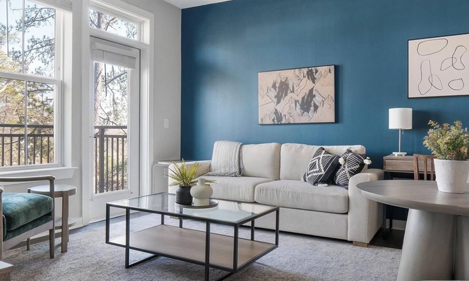 Mableton Apartment | Landing | Stylish 2BD, Gym, Pool