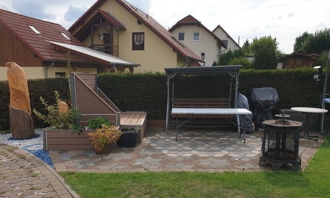 Walldorf Apartment | Landsbergblick holiday flat