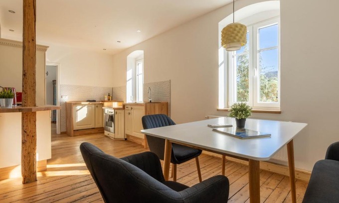Mugeln Apartment | Landstiltraum mit zwei Schlafzimmern zwischen L/DD