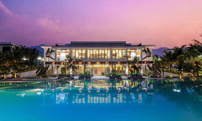 Lang Co Resort | LangCo Bay Retreat