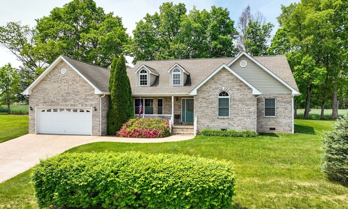 Elkton House | Laptop-Friendly Elkton Home w/Central A/C!