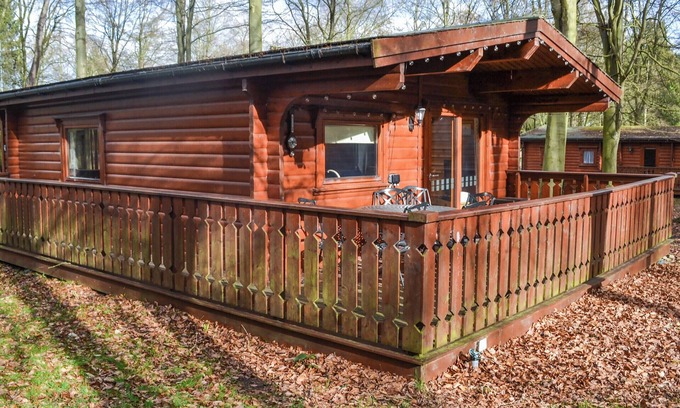 Kenwick Cottage | Larch Lodge - UK37187