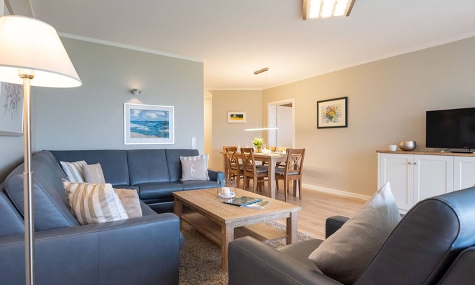Wenningstedt-Braderup Apartment | Large 4-room vacation apartment with approx. 117 m², for up to 7 people