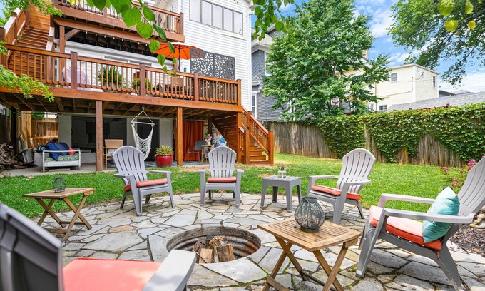 Deer Park House | Large 4-bdrm historic Highlands home just steps to bars, parks and restaurants!