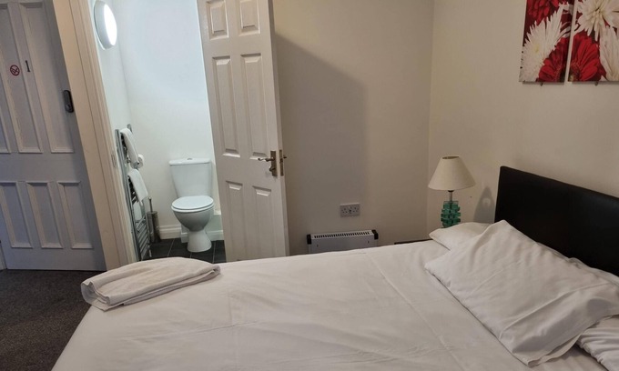 Seaton Carew House | Large 9 bedroom property, amazing sea views