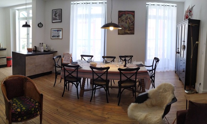 Cauterets Apartment | Large 98m² apartment (T4) in the center of town, 600m from the cable car.