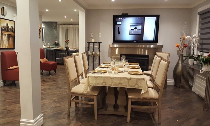 Brossard House | Large And Charming two floor main level Duplex 12 minutes from downtown Montreal