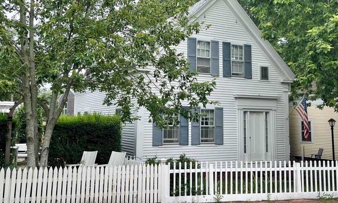 Provincetown House | Large Beautiful Family Home in the Heart of the West End! RPSH009