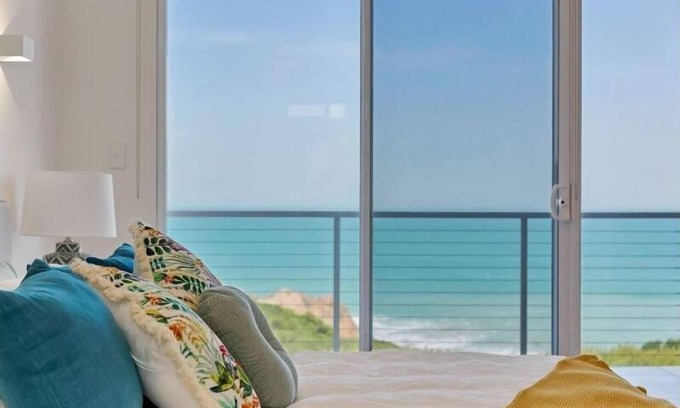 Port Elliot House | Large, beautiful home with amazing views and a short walk to beaches and town.