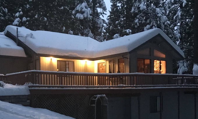 Dorrington House | Large cabin, Big Trees State Park, w/deck/movie-theater/game-rooms/dog friendly