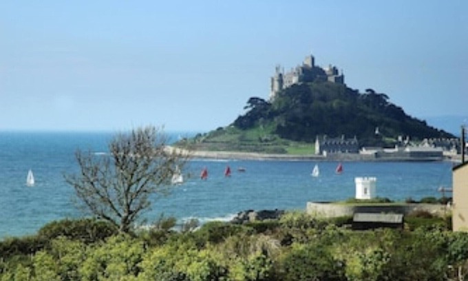 Marazion Cottage | Large, enchanting cottage with garden. Stunning views- St Michaels Mount & Bay.