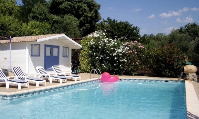Saint-Quentin-la-Poterie Villa | Large house in a beautiful Mediterranean garden - Pool and private cottage