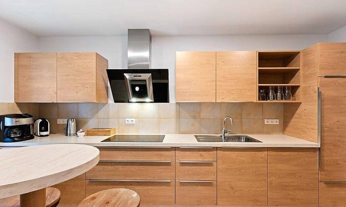 Rangersdorf House | Large group house with cosy bar and large garden