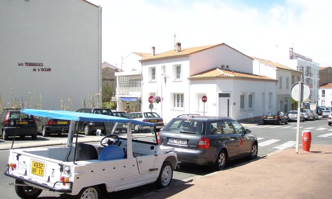 Pontaillac House | Large house 40m from Pontaillac beach