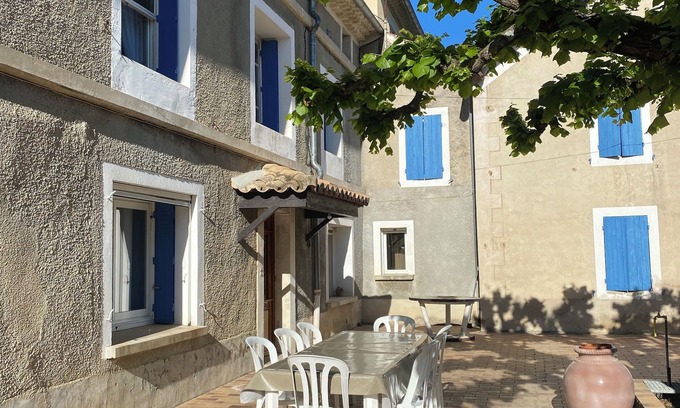 Tulette House | Large house in Drôme Provençale