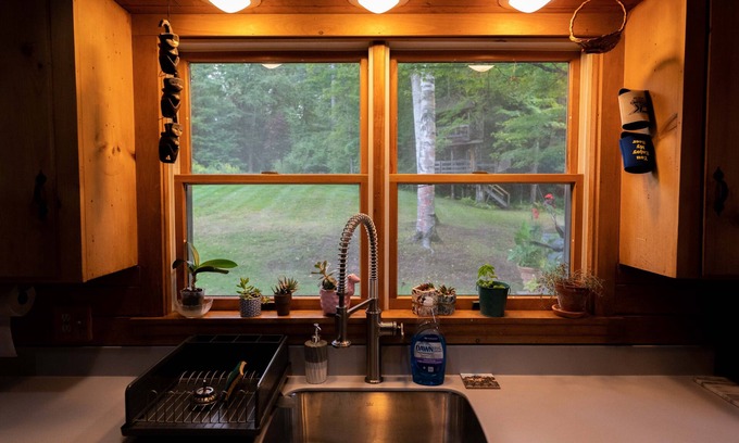 Moscow House | Large house with hot tub 5min from Stowe