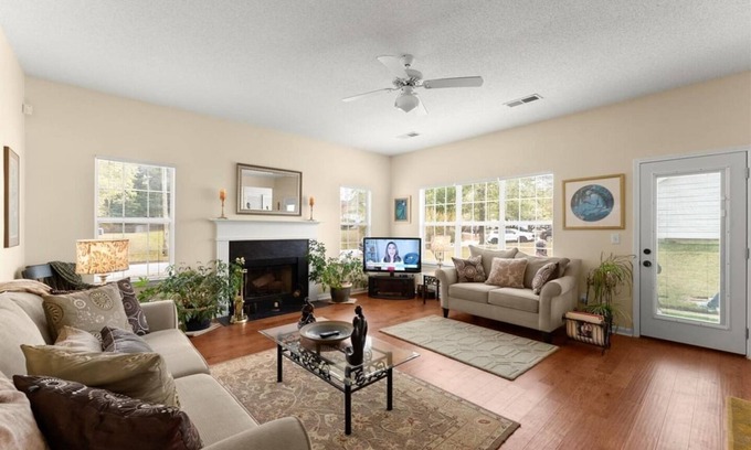 Belmont House | Large Lithonia Home with Office