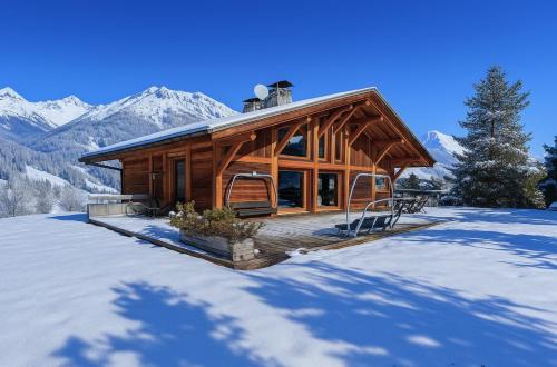Praz-sur-Arly Ski Chalet | Large luxury chalet Megeve