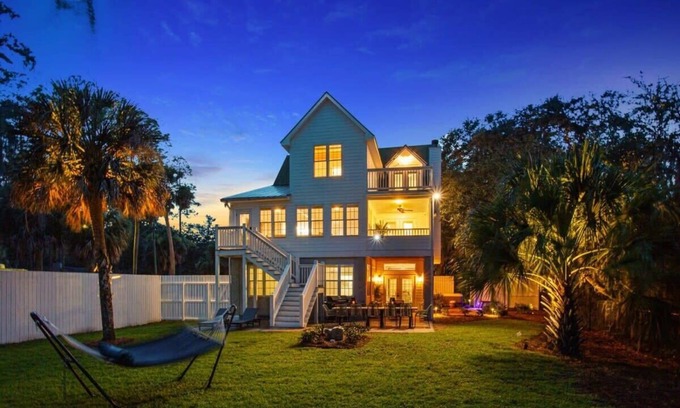 Savannah House | Large Peaceful Home | Hot Tub, Dock Near Beach