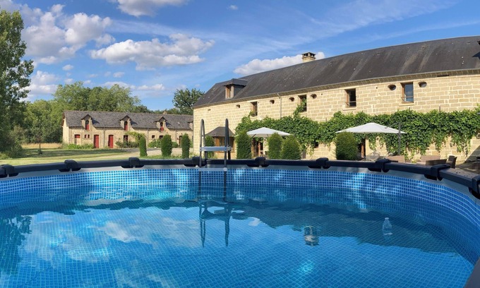 Louresse-Rochemenier House | LARGE PROPRIETY AT THE HEART OFF A PRIVATE FOREST