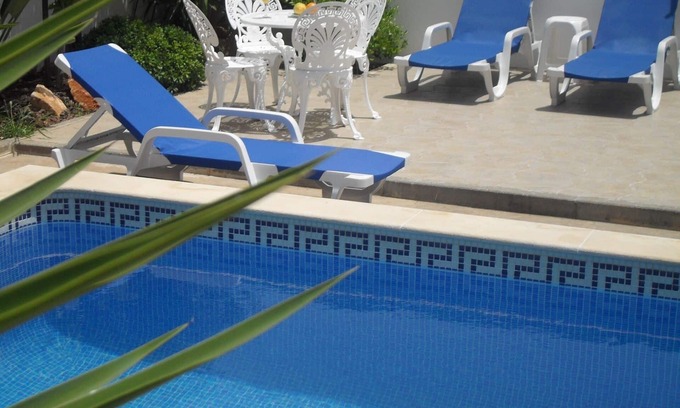 Tavira Villa | Large Spacious Modern Villa in Tavira Town with Private Pool & WIFI