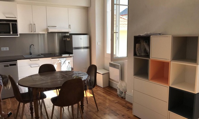 Biarritz Apartment | Large studio in Biarritz next to the Thalassotherapy center on Miramar beach