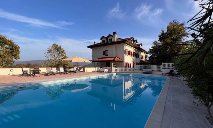 Cairo Montenotte Villa | Large villa for 20 guests on large estate with private pool and tennis court Big conference room with facilities VILLAITALY EU