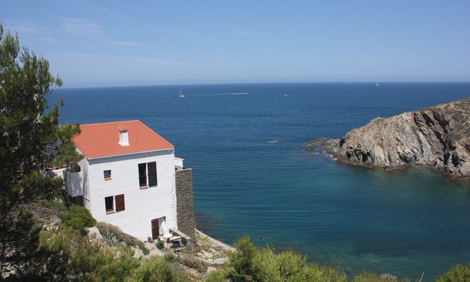 Banyuls-sur-Mer House | Large villa with exceptional Sea views and the feet in the Marine Reserve.