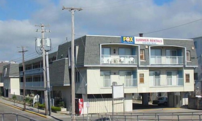 North End Condo | Larger unit! Private deck. So close to all the action, beach and boardwalk!