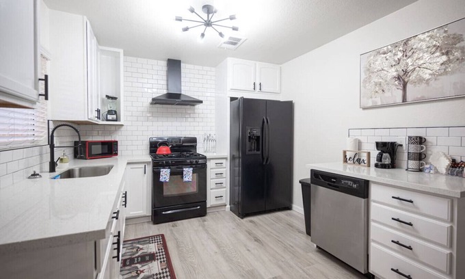North Las Vegas House | Las Vegas Oasis Close to Fremont