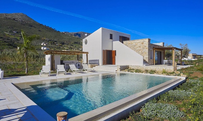 Scopello Villa | LAST MINUTE NOVEMBER - WWW.BAGLIORIDISICILIA.COM