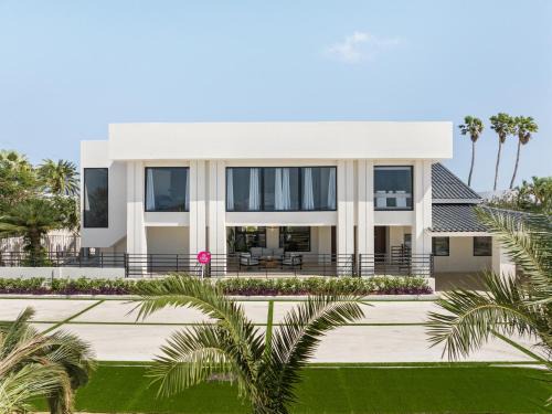 Malmok Villa | Latitude12 Beach Villa