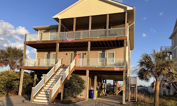 Surf City House | Laughing Pelican - Direct oceanfront. Amazing views! Huge decks, hot tub!