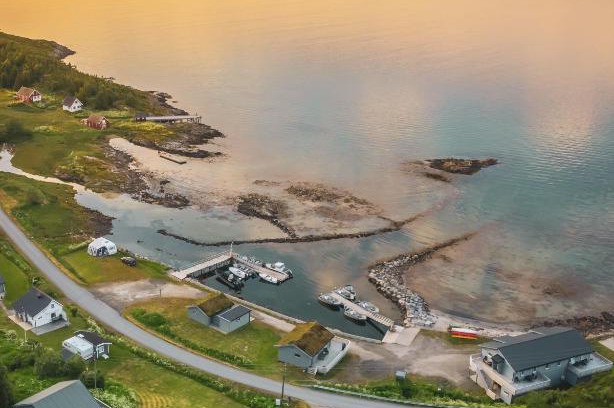 Botnhamn Resort | Laukvik Senja
