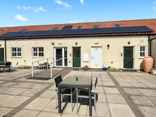 Horncastle House | Lauras Loft - Uk49740