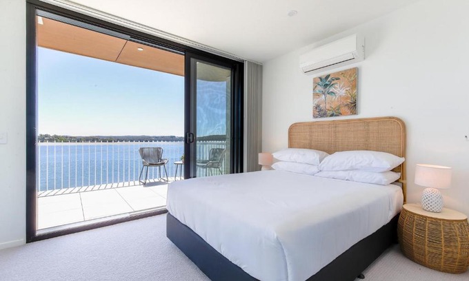 Batemans Bay Apartment | Lavish Coastal 2-Bed with Stunning Ocean Views