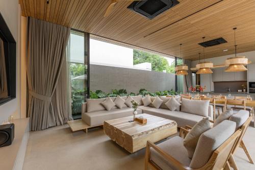 Tha Thaewawong Villa | Layana Residence