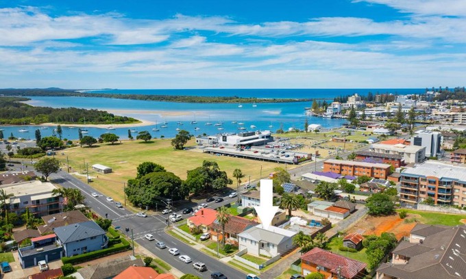 Port Macquarie House | Lazy Stays