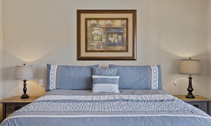 Osage Beach Condo | Lazy V-01 Lake Front Five Bedroom, Four Bath Condo with Room to Spread Out!