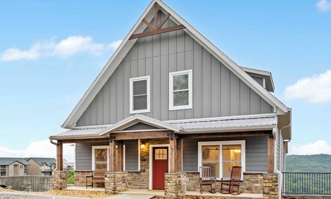 Indian Point House | Ldg 10 Ozark Sunset - Private Hot Tub -Indoor Pool