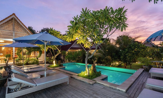 Mushroom Bay Hotel | Le Biu Garden View