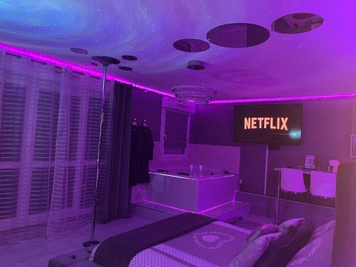 Saint-Leonard Apartment | « Le Boudoir d’Elodie » le Spa Romantique