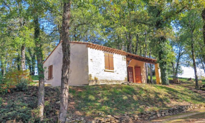 Blanquefort-sur-Briolance House | Le Châtaignier by Interhome