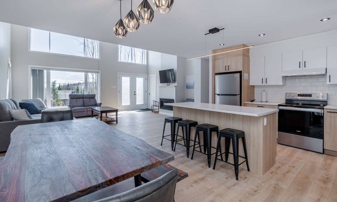 Adstock Ski Chalet | Le Chalet Le Trio, Adstock