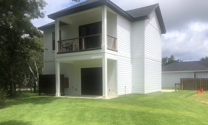 Woodlawn Beach House | Le Chateau Vargas