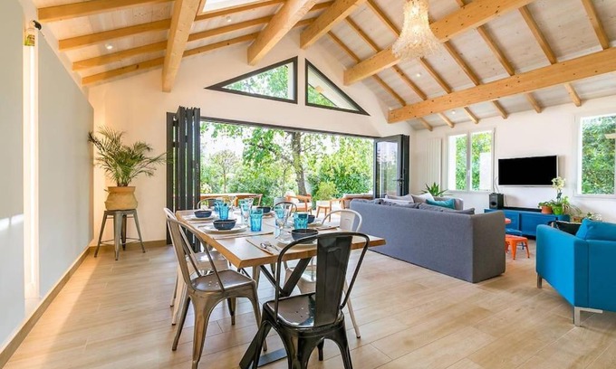 Maladiere Villa | Le Chateaubriand